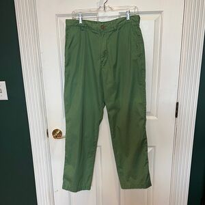 J Crew Men's Green Casual Chino Pants 32 x 30, 100% cotton